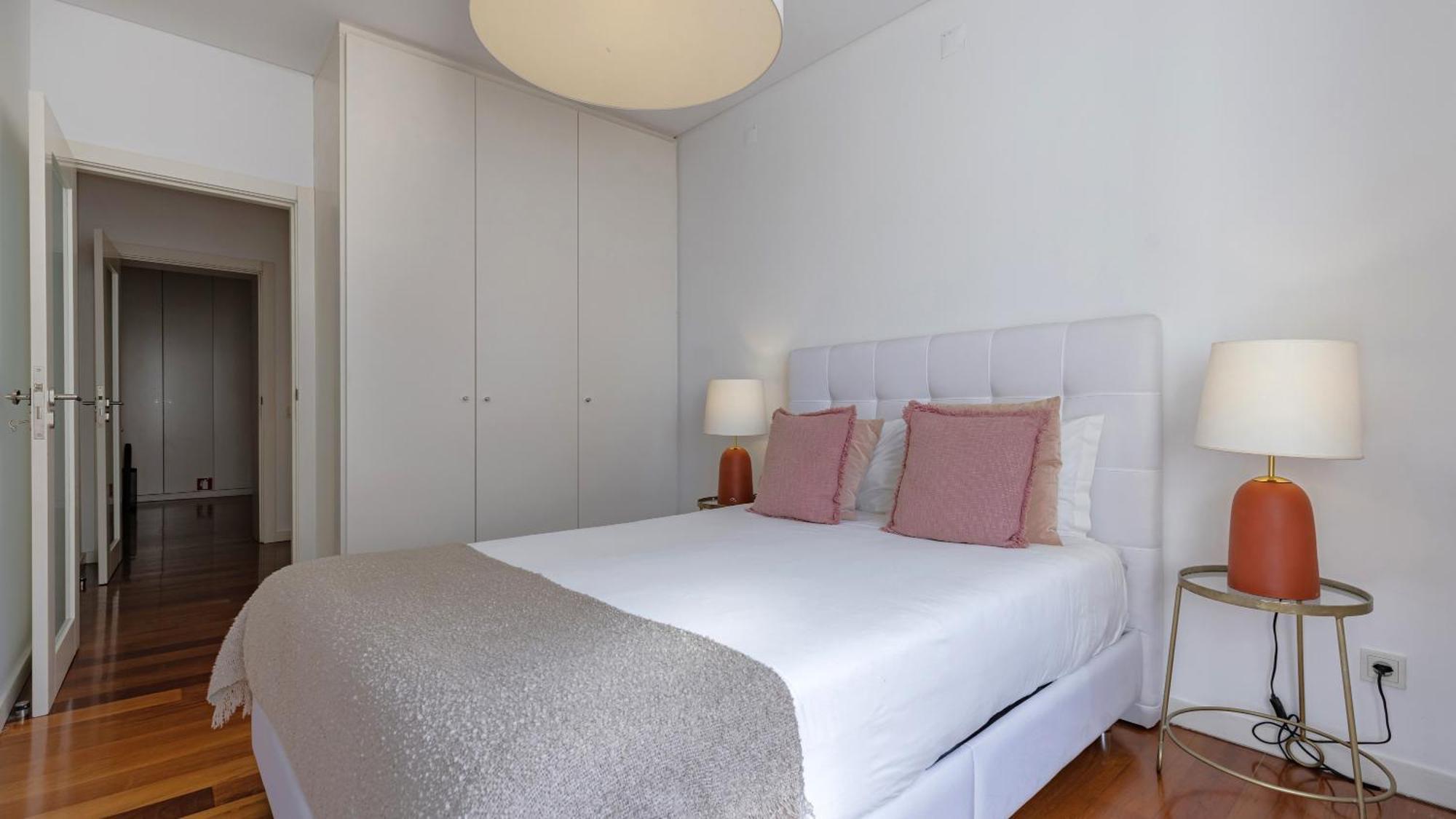 Lovelystay - Chiado 3Bedroom Wonder Lisbon Exterior photo