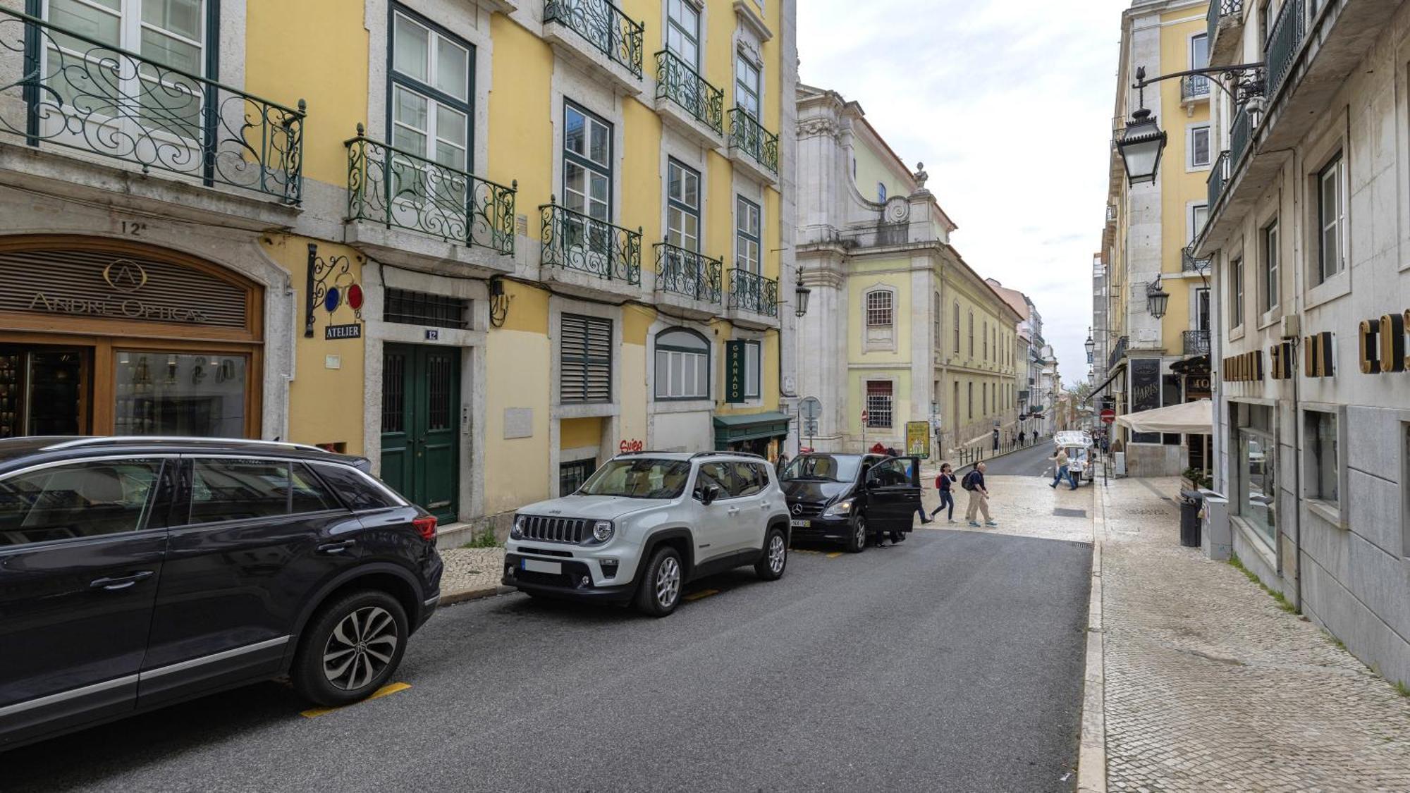 Lovelystay - Chiado 3Bedroom Wonder Lisbon Exterior photo